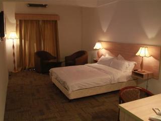 Prima Hotel 3*
